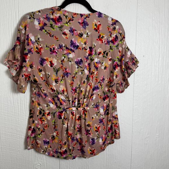Dolan Anthropologie Tan Floral Mitzi Pleated Ruffle Short Sleeve Blouse Top XS - Picture 3 of 10